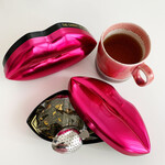 The Cabinet of Curiositeas PINK LIPS TIN BISOUS BISOUS THEEBLIK