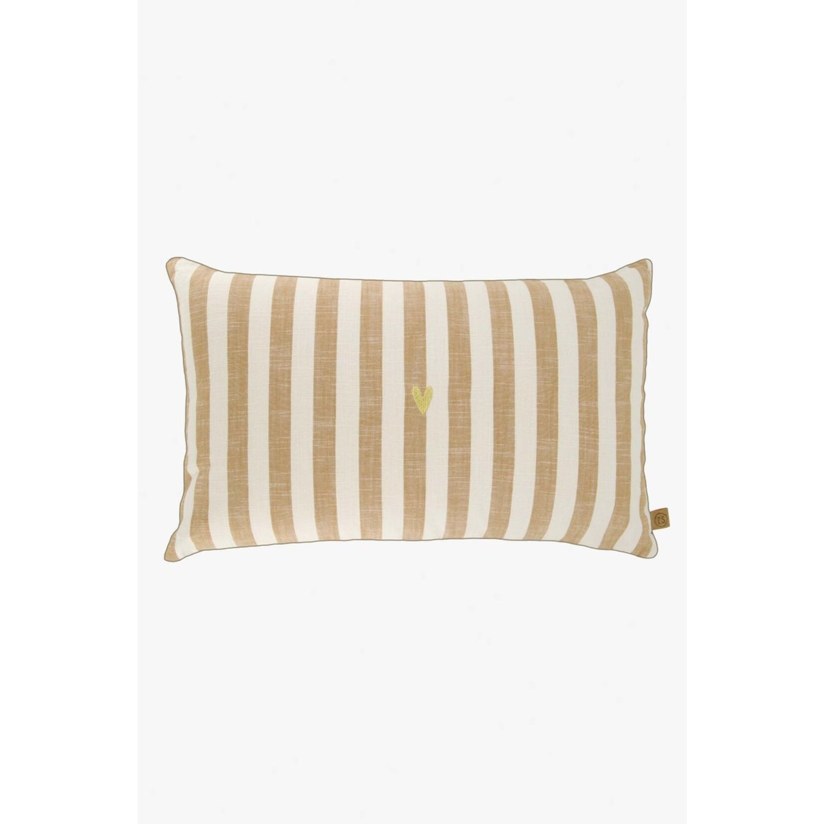 ZUSSS KUSSEN HARTJE STREEP 60X35CM ZAND/CAMEL