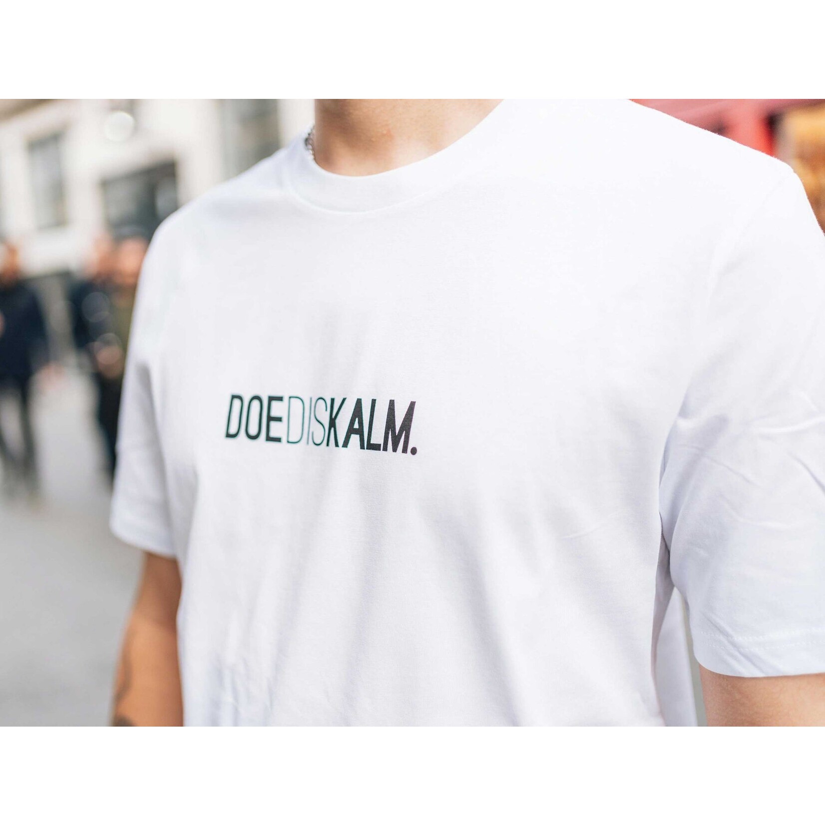 KLEIR TSHIRT DOEDISKALM WIT maat M