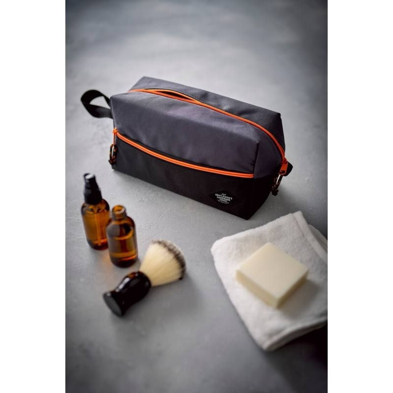 GENTLEMEN'S HARDWARE TOILETTAS WASH/DOP BAG