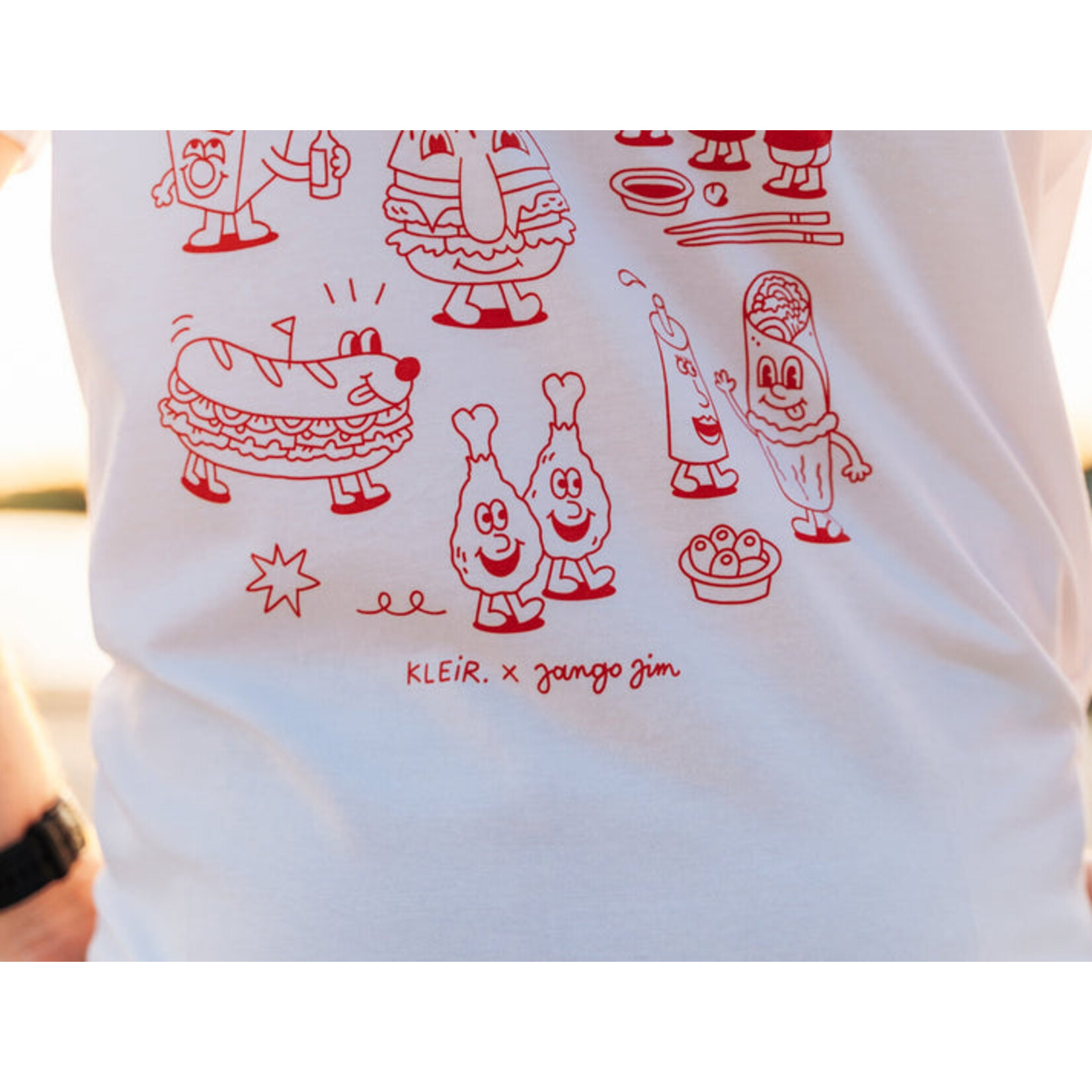 KLEIR T-SHIRT 'K EM EEN OENGERKE XXL