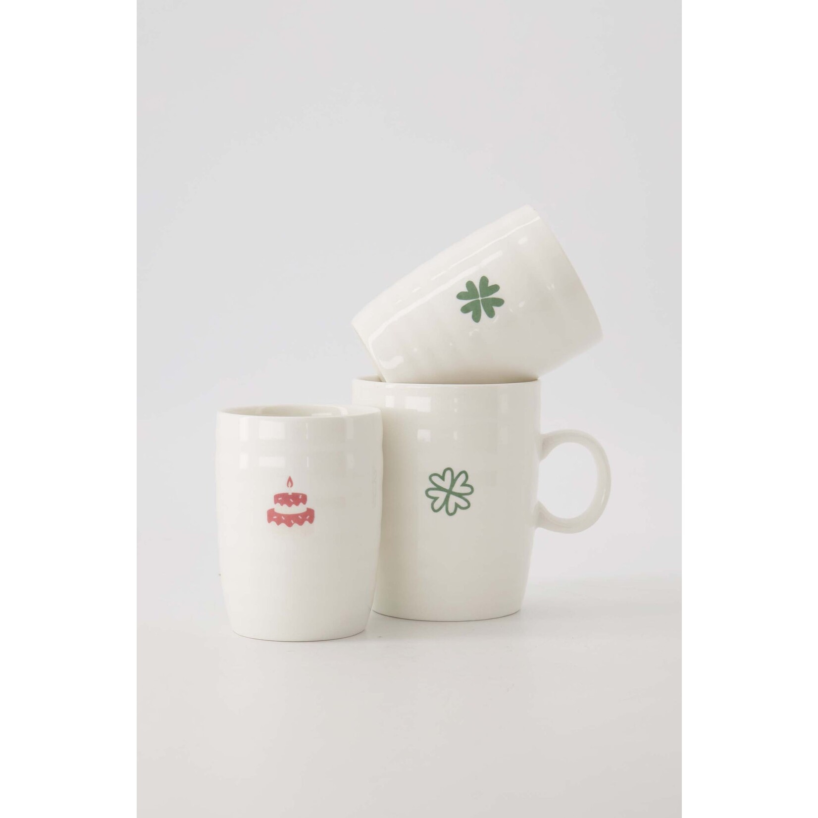 ZUSSS KOFFIEMOK KLAVERTJE WIT/GROEN