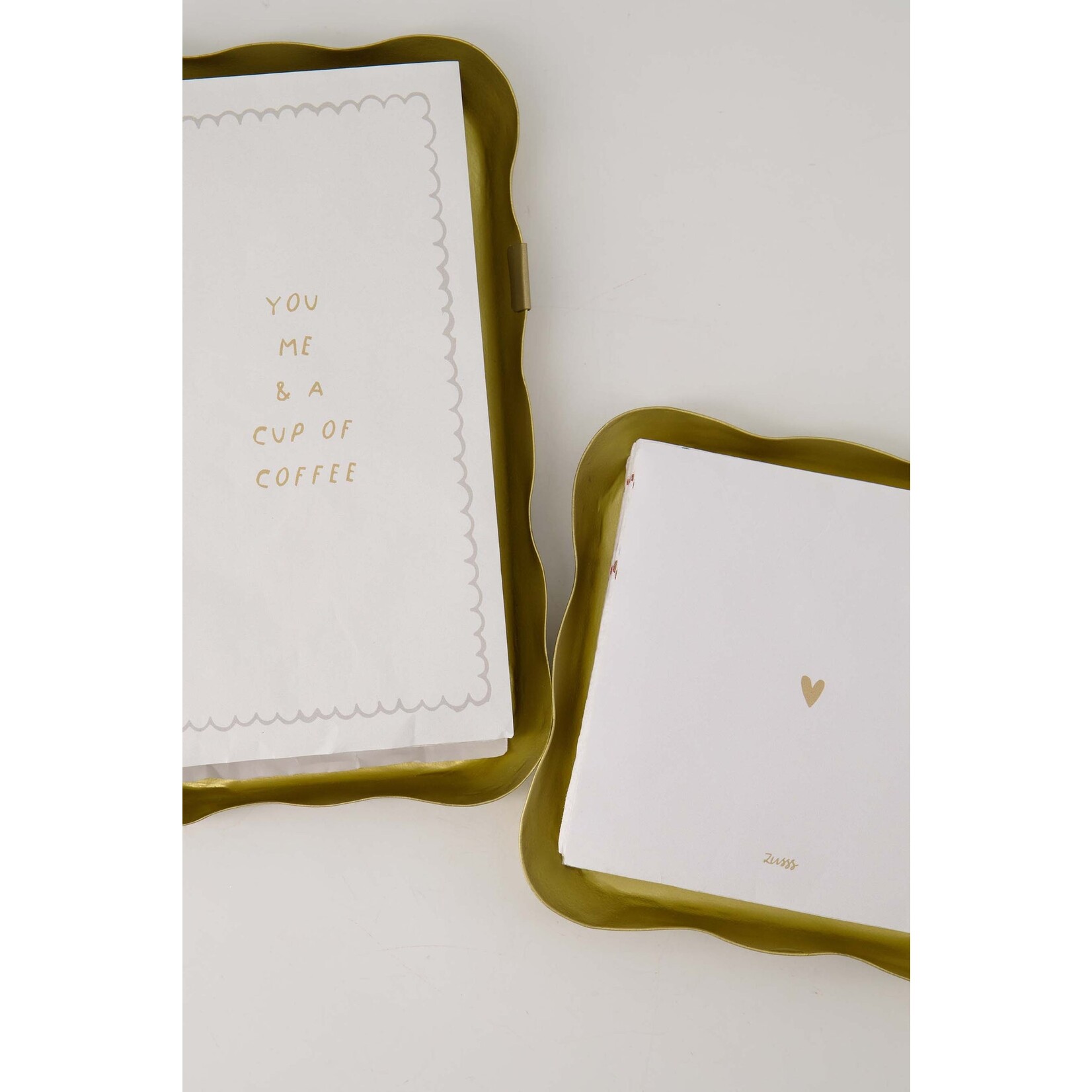 ZUSSS SERVETHOUDER  METAAL VIERKANT GOUD