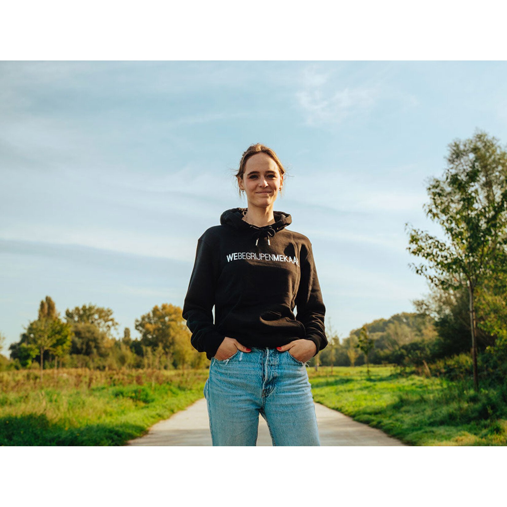 HOODIE ZWART WEBEGRIJPENMEKAAR XXL