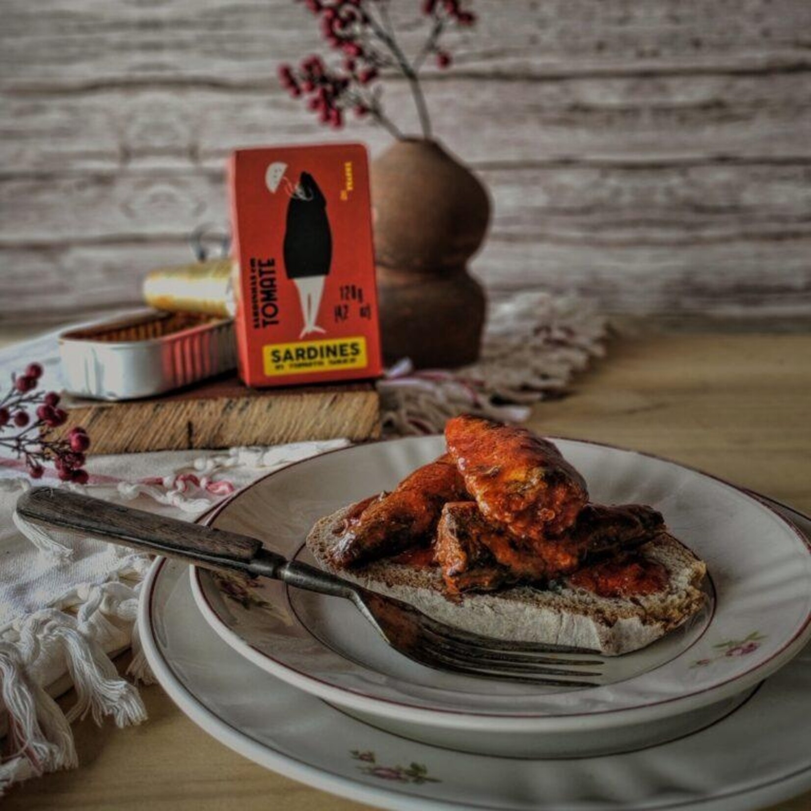 SMEKK SARDIENTJES IN TOMATEN SAUS