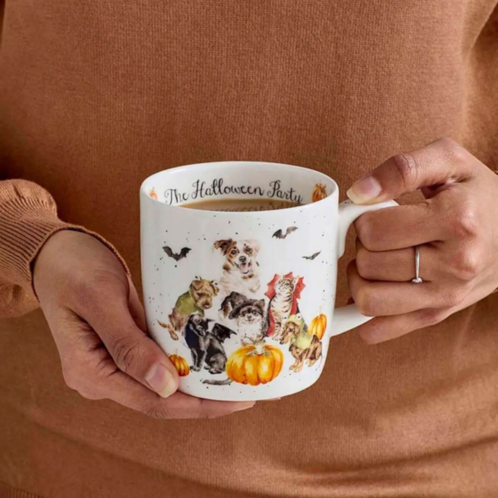Wrendale Wrendale Designs The Halloween Party Grote Mok 400 ml