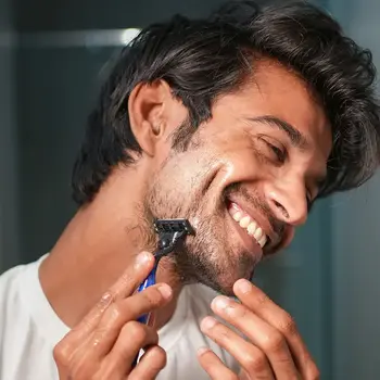 MOUSSE À RASER / GEL