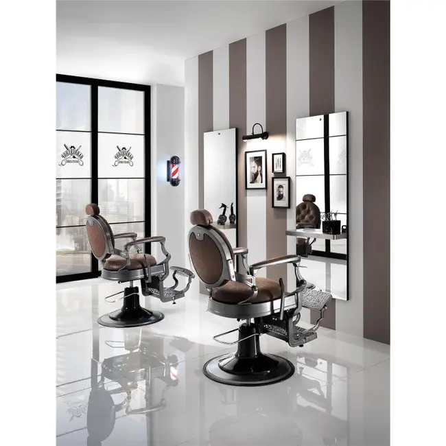 XANITALIA Hair Custom Barber Chair - ROADSTER - Laiton Antique / Brass