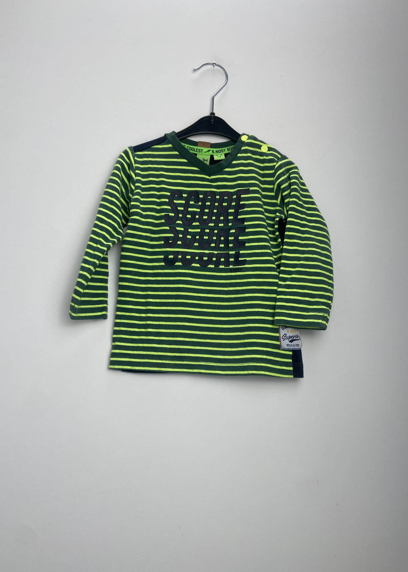 B.Nosy Longsleeve