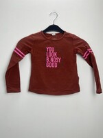 B.Nosy Longsleeve