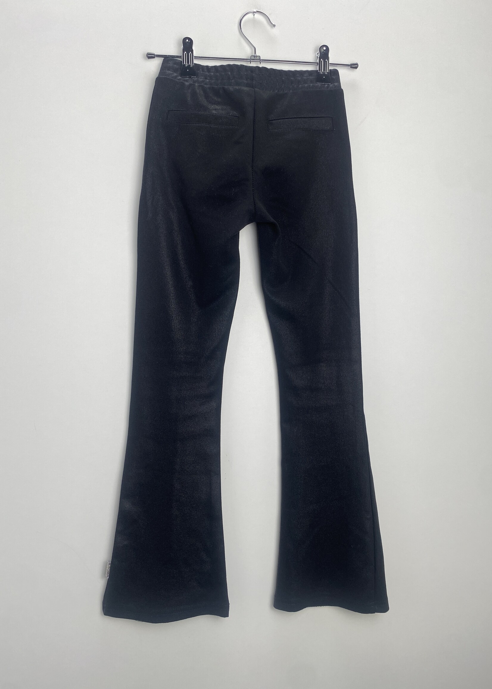 B.Nosy Broek