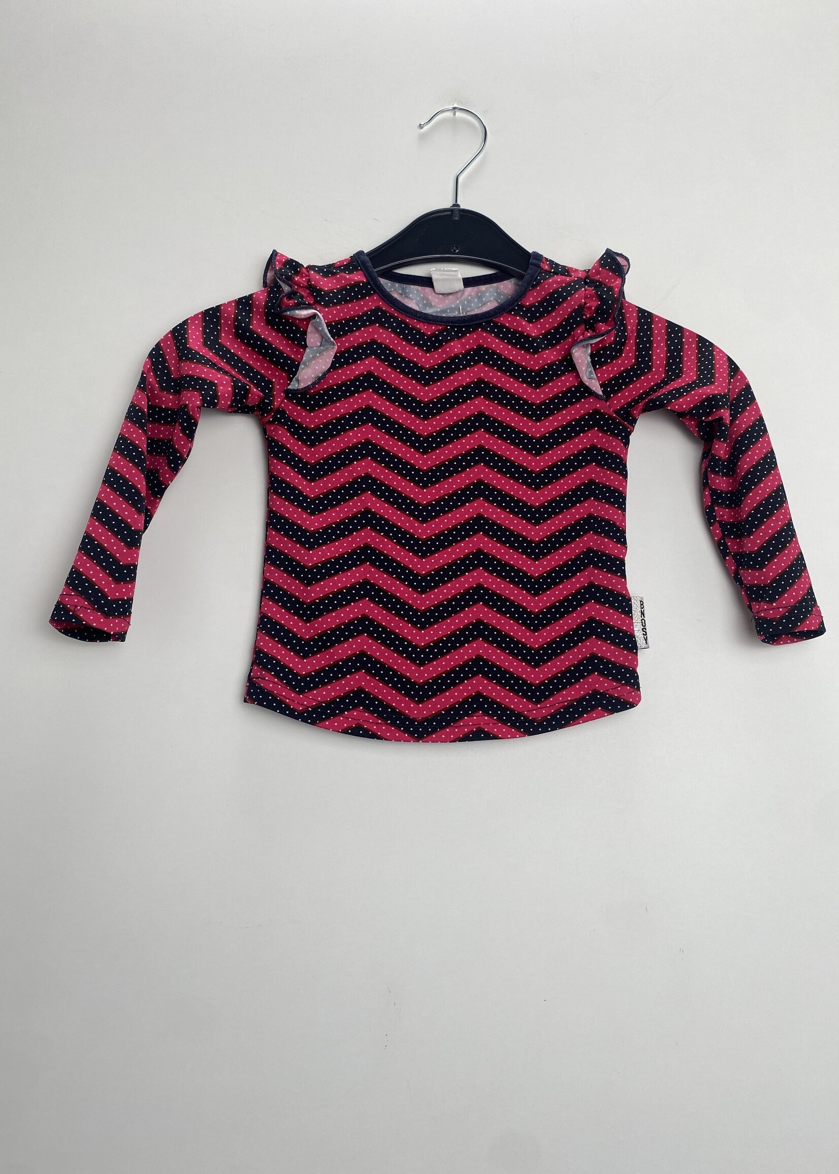 B.Nosy Longsleeve