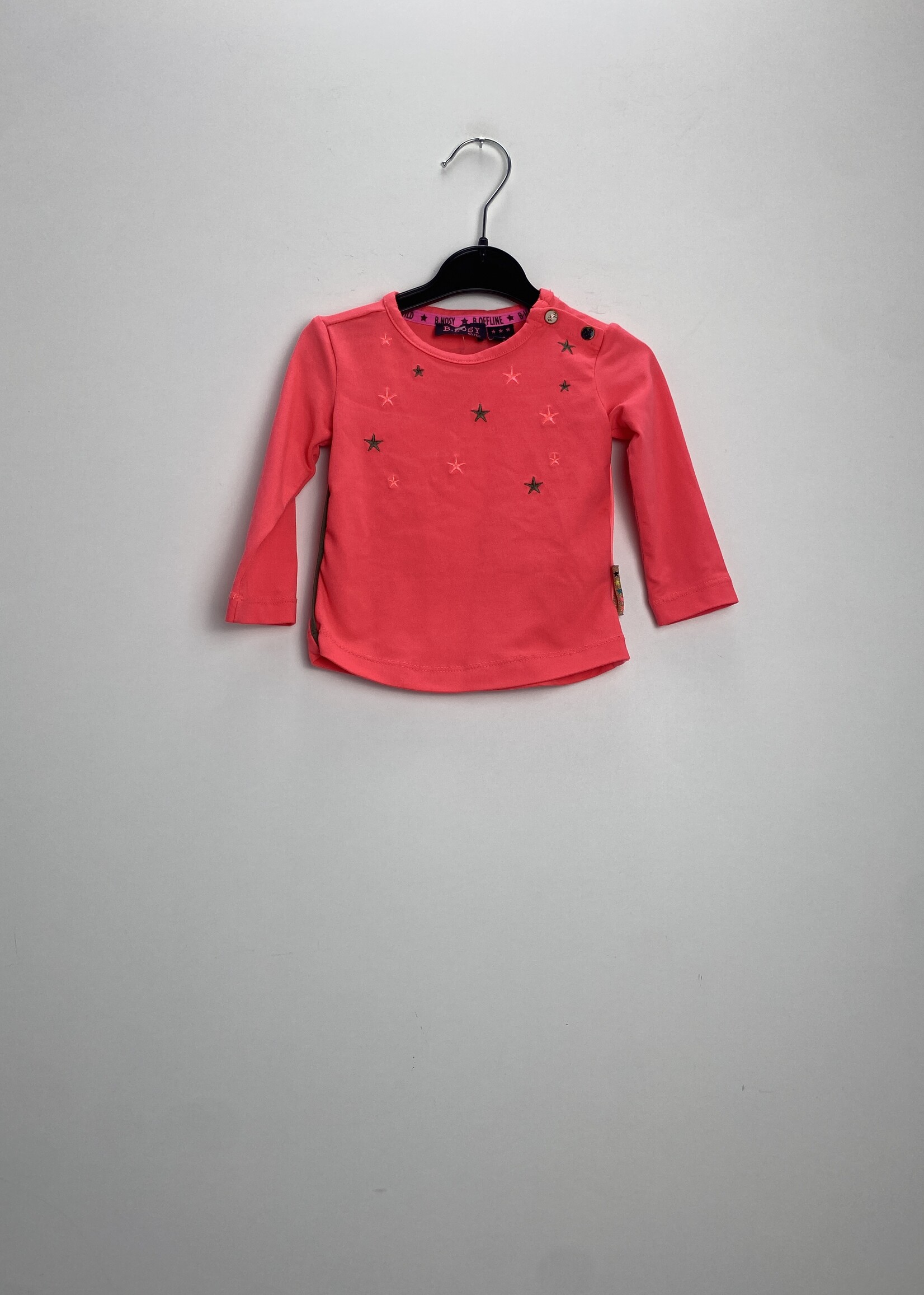 B.Nosy Longsleeve