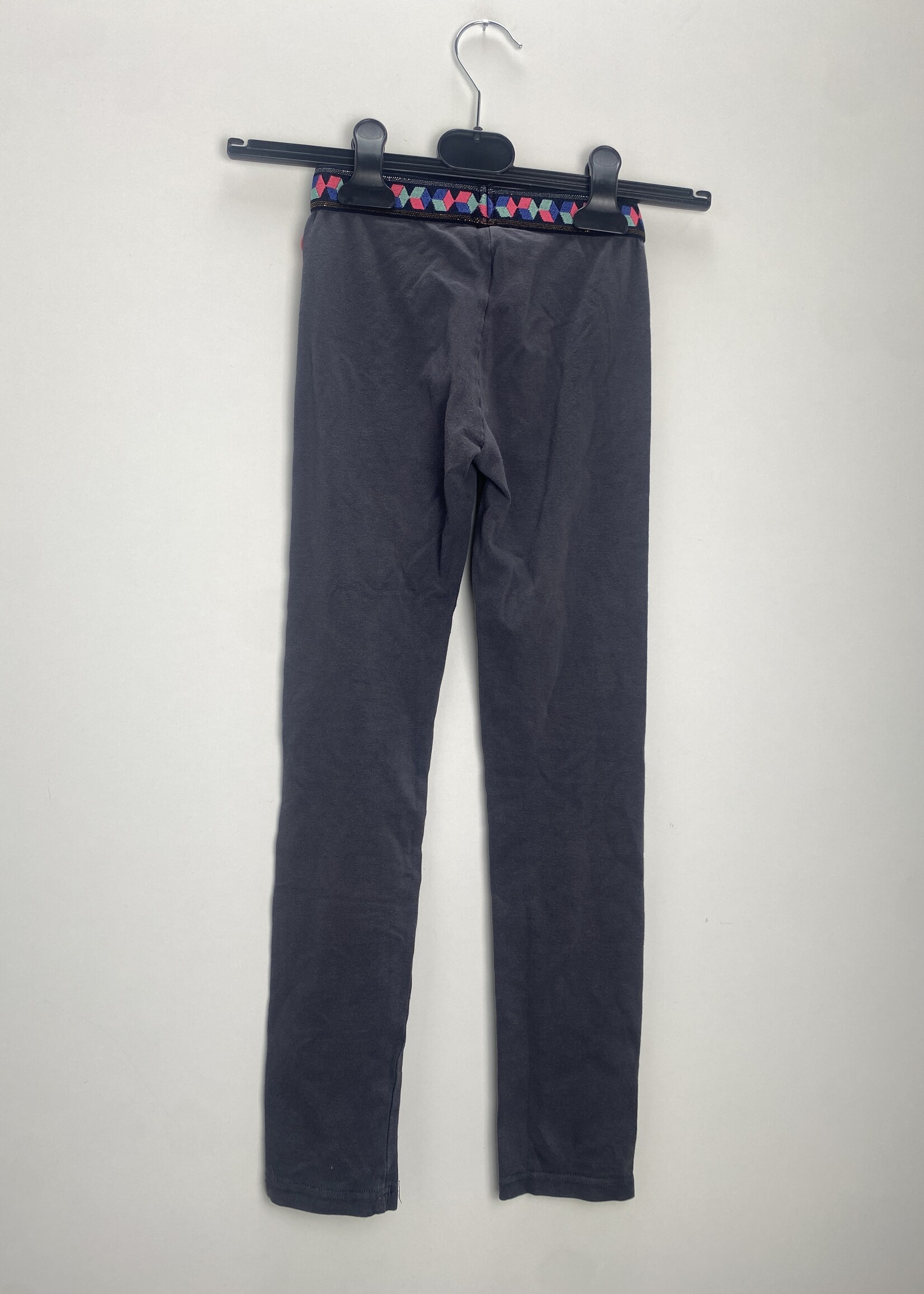 B.Nosy Legging
