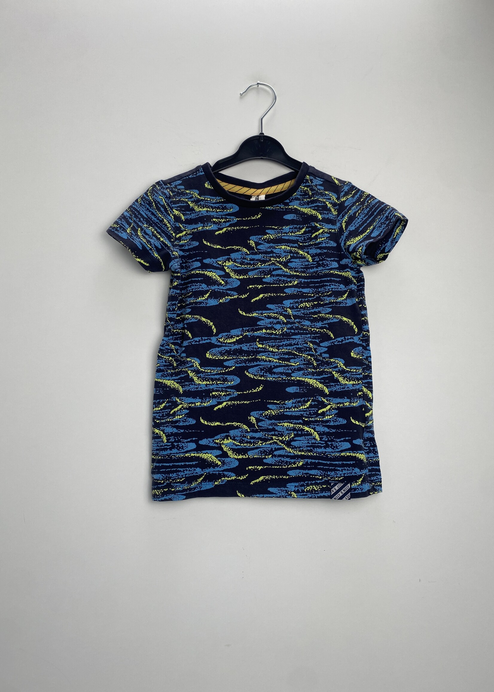 B.Nosy T-shirt