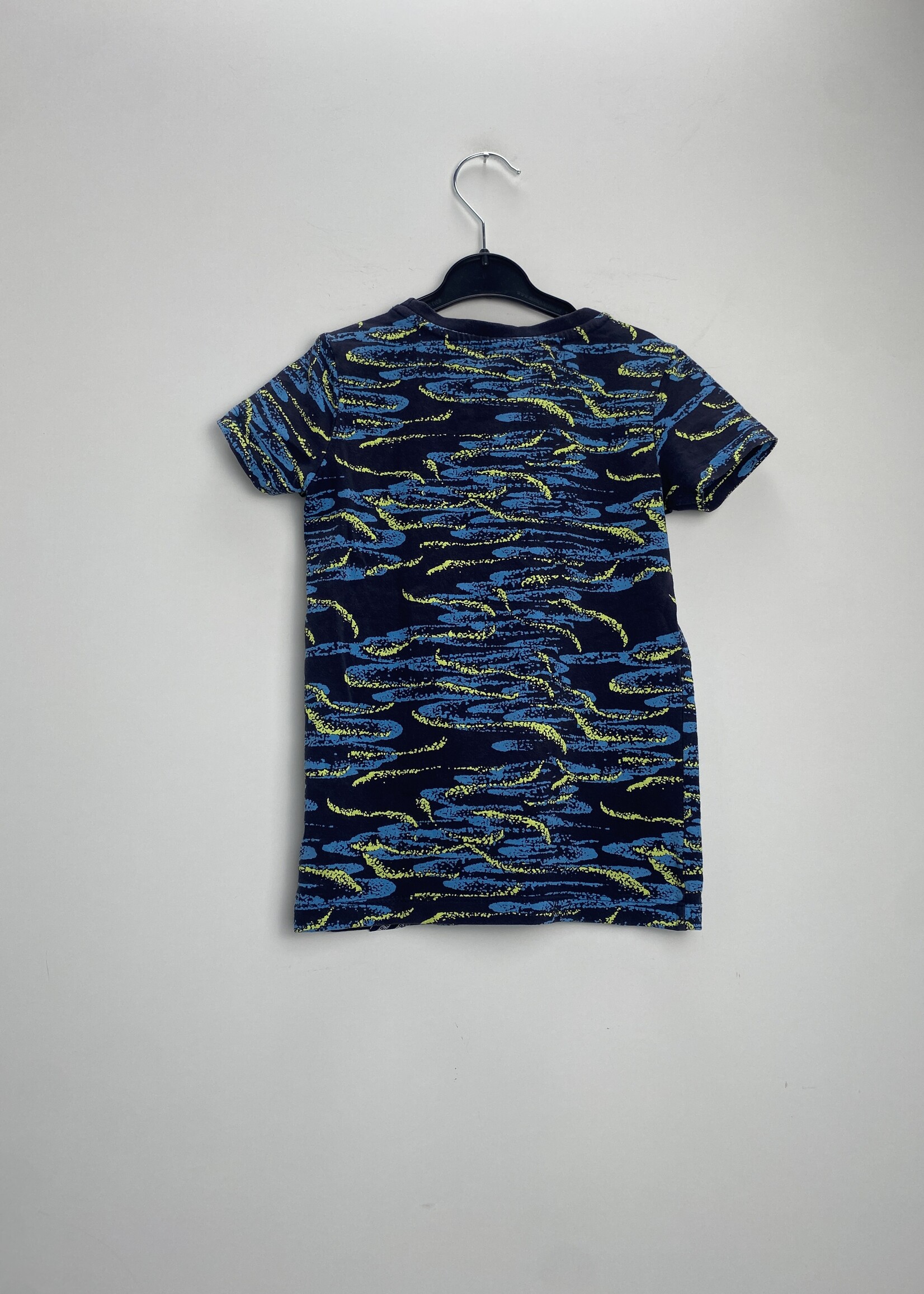 B.Nosy T-shirt