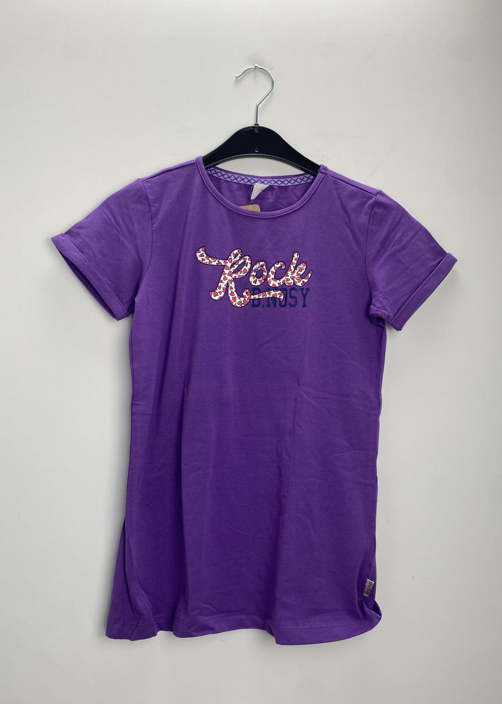 B.Nosy T-shirt