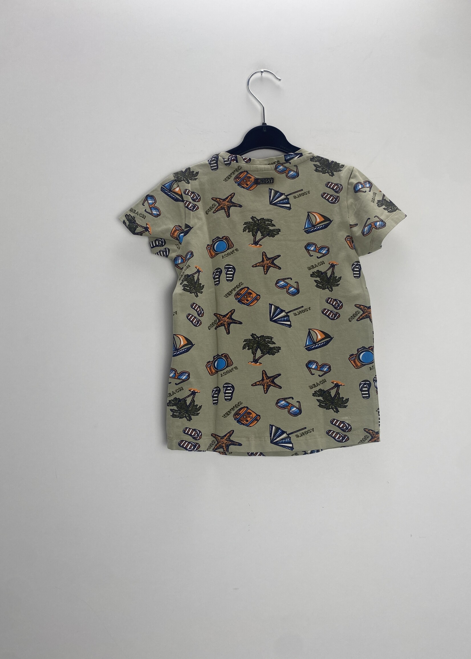 B.Nosy T-shirt