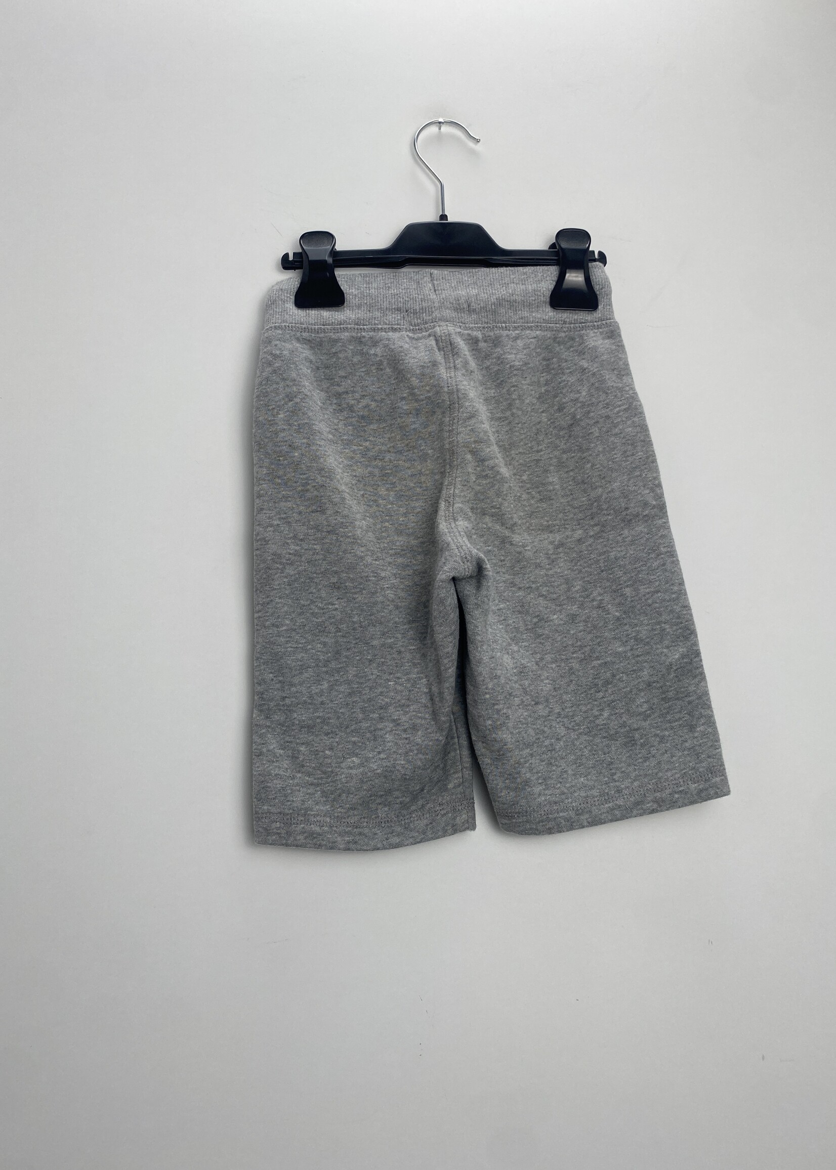 Tweedehands H&M kinderkleding Korte broek