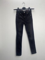 Cars Jeans