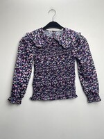 B.Nosy Blouse