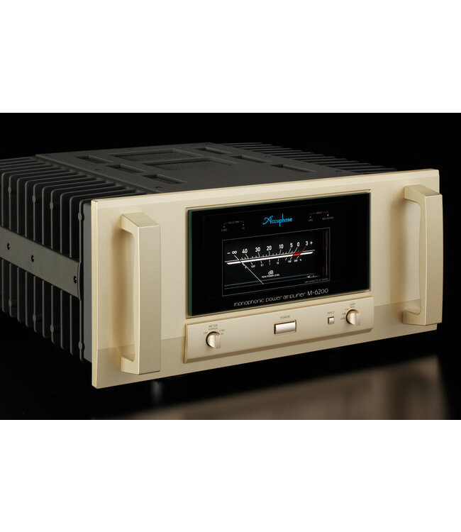 Accuphase M-6200 - Mono Eindversterker