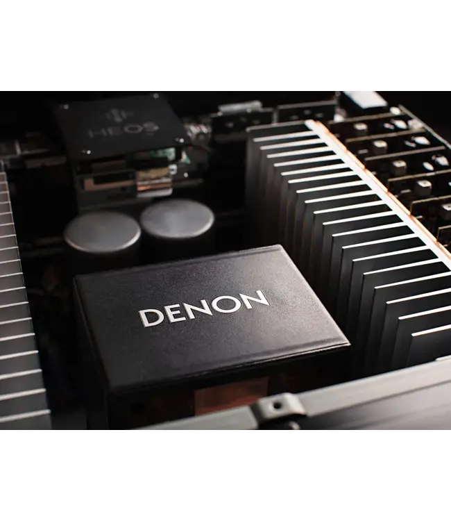 Denon AVC-A1H: 15.4-kanaals AV-versterker met 210W per kanaal en mono block eindversterkers