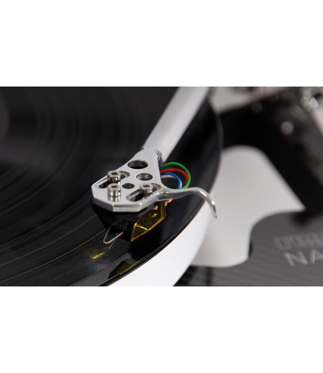 Rega NAIA - Platenspeler