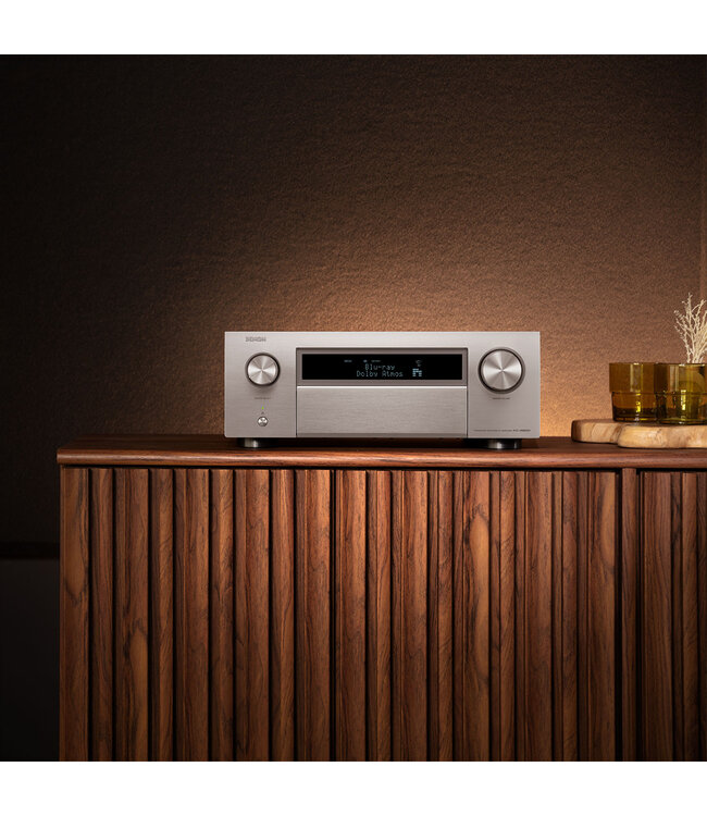 Denon AVC-X6800H: 11.4-kanaals AV-receiver met 140W per kanaal, Made in Japan