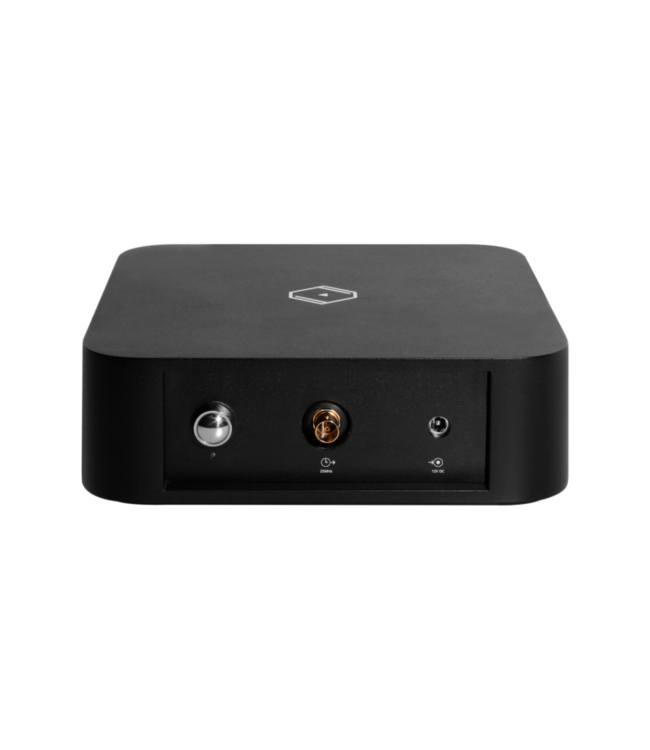 Silent Angel Rhein Z1C + Genesis GC 10MHz - Muziekserver en Clocking Processor