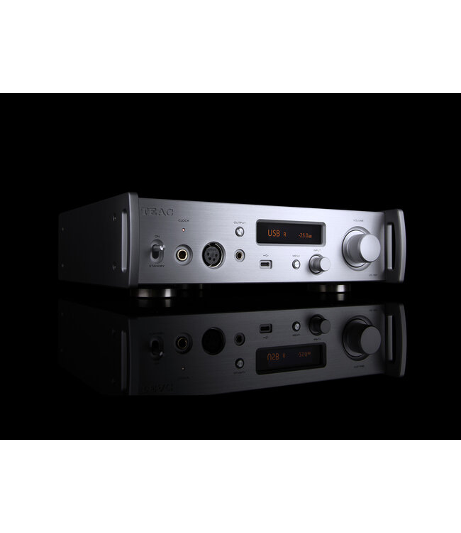 Teac UD-507 - DAC/Voorversterker/Hoofdtelefoonversterker
