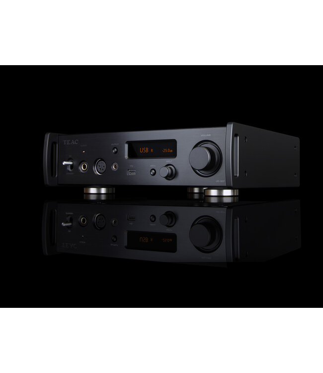 Teac UD-507 - DAC/Voorversterker/Hoofdtelefoonversterker