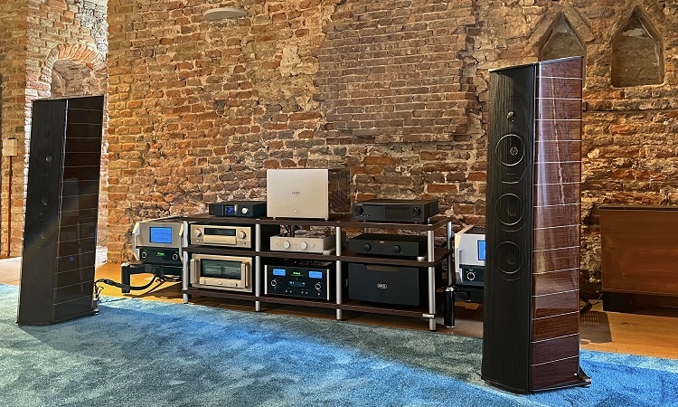 High-end audio installatie bij AudioExpert Castle in kasteel Nederhemert met premium stereo en luidsprekers