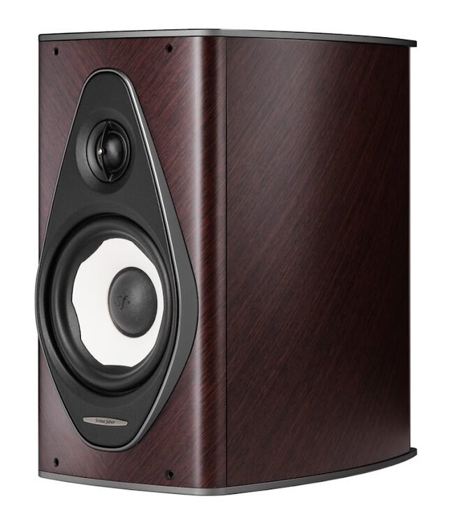 Sonus faber Olympica G3 I Compacte 2-weg luidspreker met 1,1-inch Damped Apex Dome-tweeter, 6,5-inch Camelia-midwoofer, Phase Coherence Crossover met IFF Paracross Topology, 45-graden herringbone fineer en CNC-gefreesd aluminium chassis