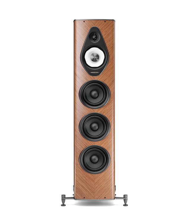 Sonus faber Olympica G3 V: flagship 3-weg vloerstaande luidspreker met 1,1-inch Damped Apex Dome-tweeter, 6,5-inch Camelia-midrange met stofvering, drie 6,5-inch woofers, Phase Coherence Crossover met IFF Paracross Topology en 45-graden herringbone fineer