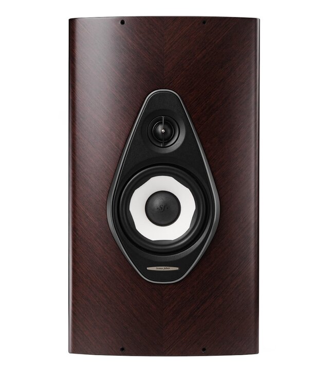 Sonus faber Olympica G3 Wall: 2-weg on-wall luidspreker met 1,1-inch Damped Apex Dome-tweeter, 6,5-inch Camelia-midwoofer, Phase Coherence Crossover met IFF Paracross Topology, 45-graden herringbone fineer en slank profiel van 215mm diepte