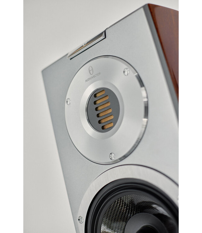 Audiovector R 5 Arrete: 3,5-weg vloerstaander met AMT-tweeter en AFC-technologie