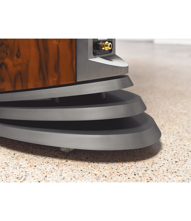 Audiovector R 10 Arrete: dubbele AMT-tweeter, 8-driver lijn-array, 21-53.000 Hz
