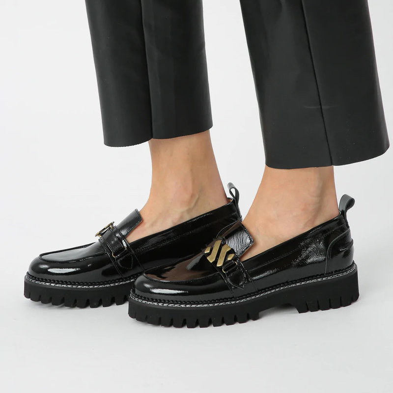 Kunoka Emmy Onyx lederen loafers