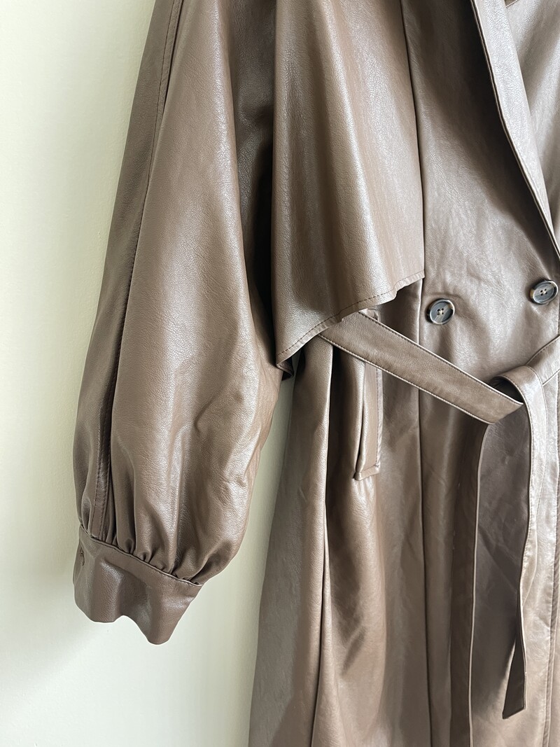Iris Vegan Leather Trenchcoat Brown