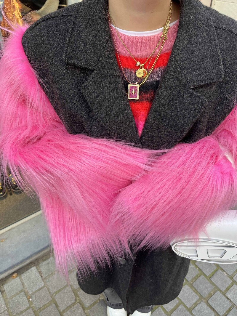 MM Fluffy Coat Pink