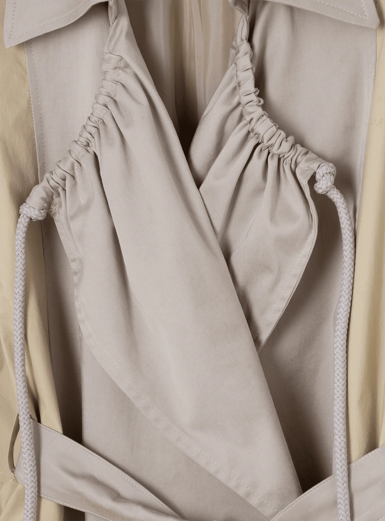 LAAGAM Paris Trenchcoat