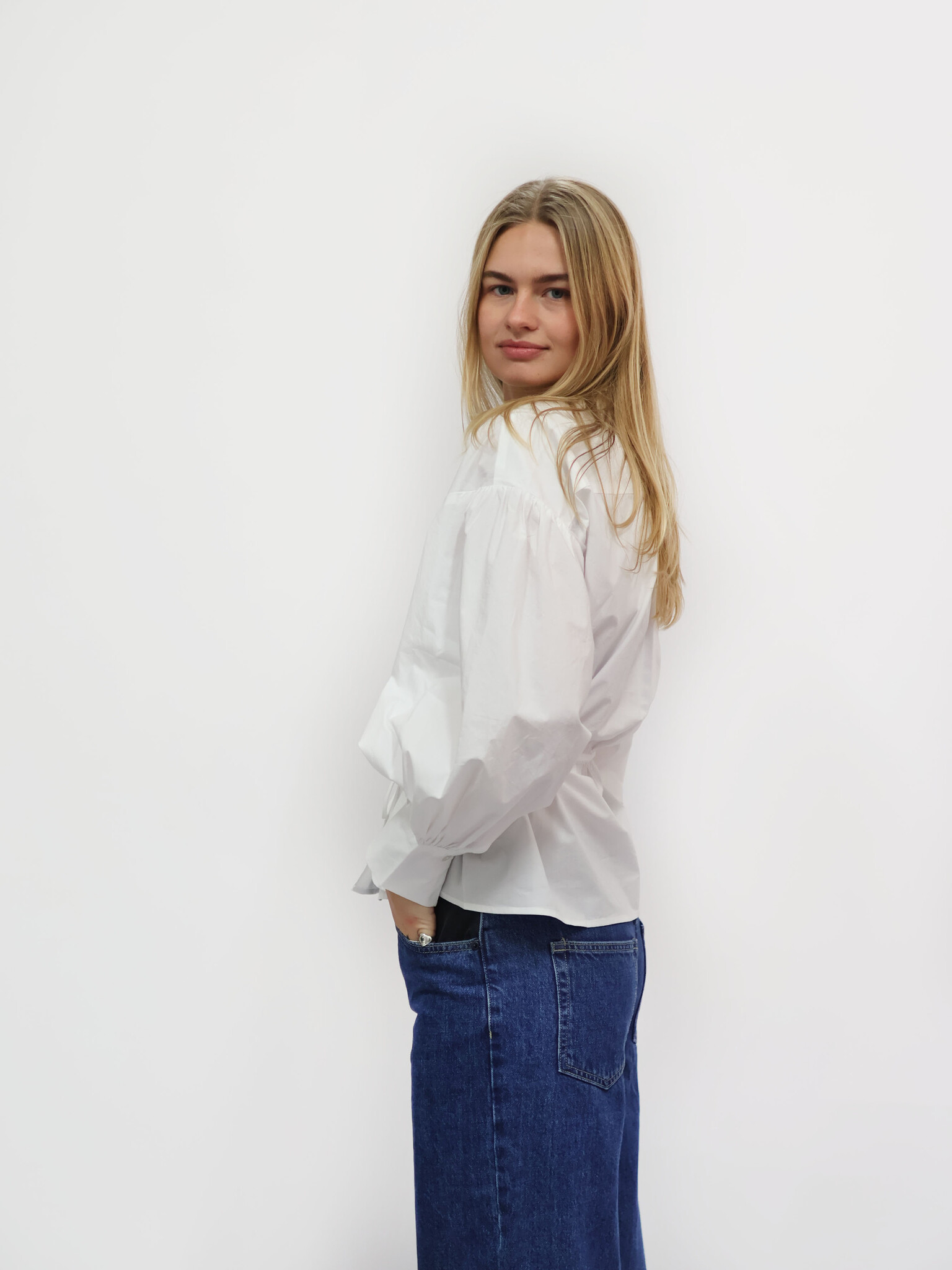 IN WEAR Valley IW Shirt White