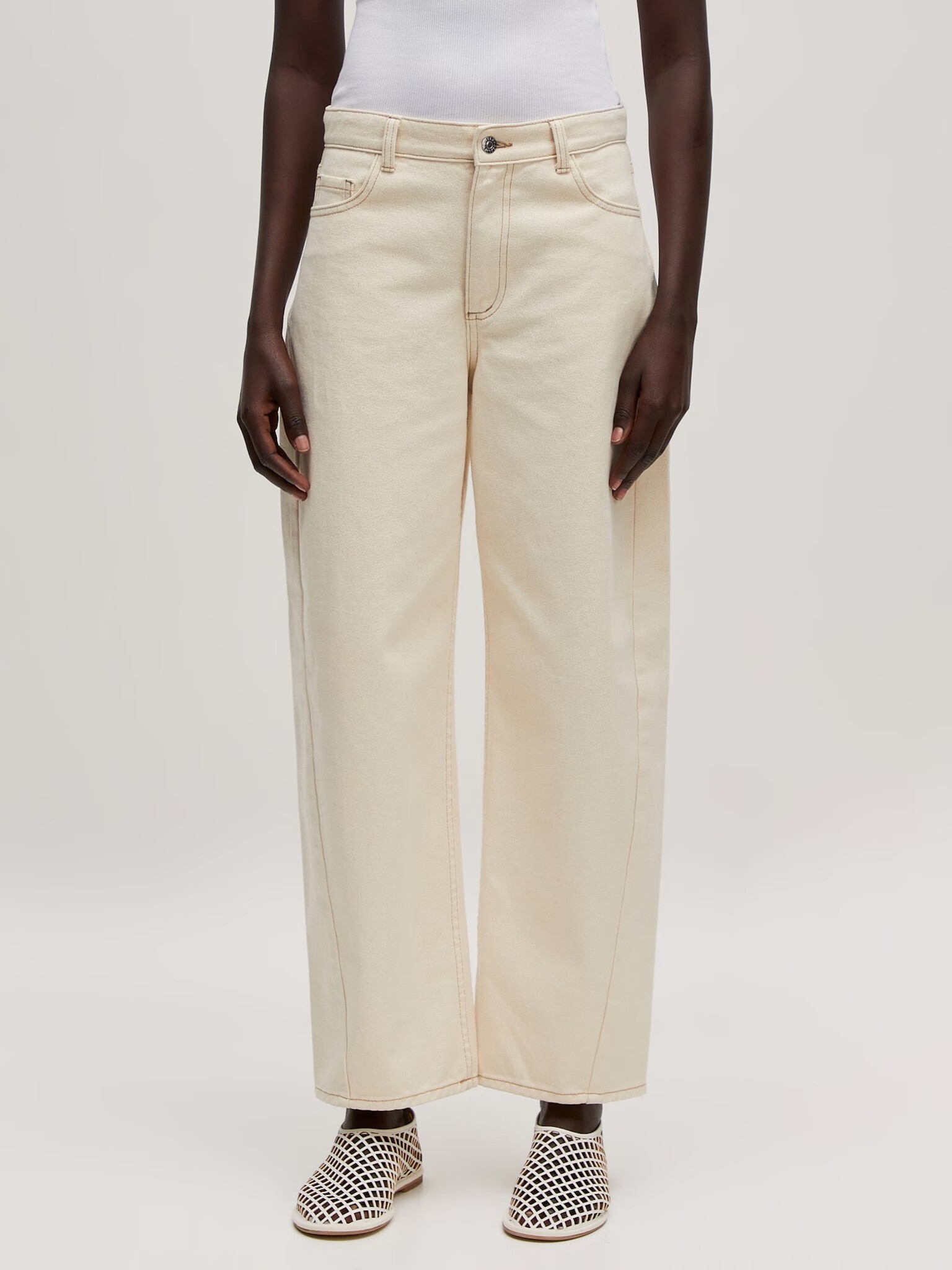EDITED Mathilda Denim Trousers Beige