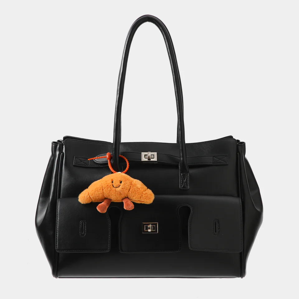 STICKY BESTIE Croissant Bag Chain
