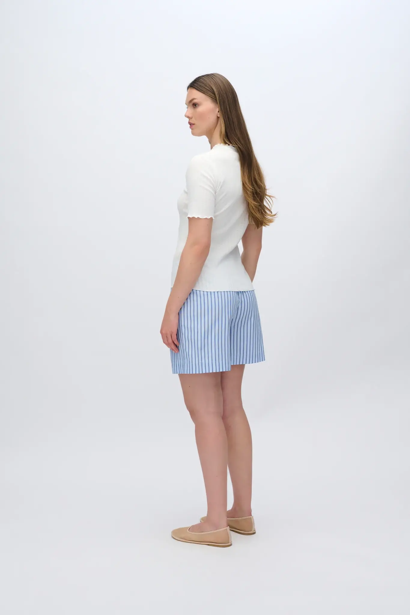 MOVES Markhild SS White