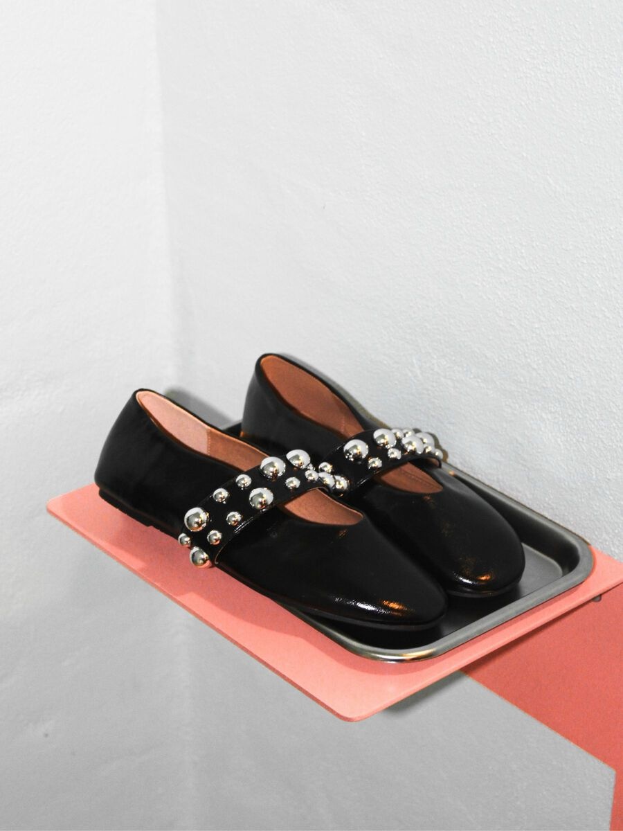 BIANCO Bialuna Ballet Flats Stud Black