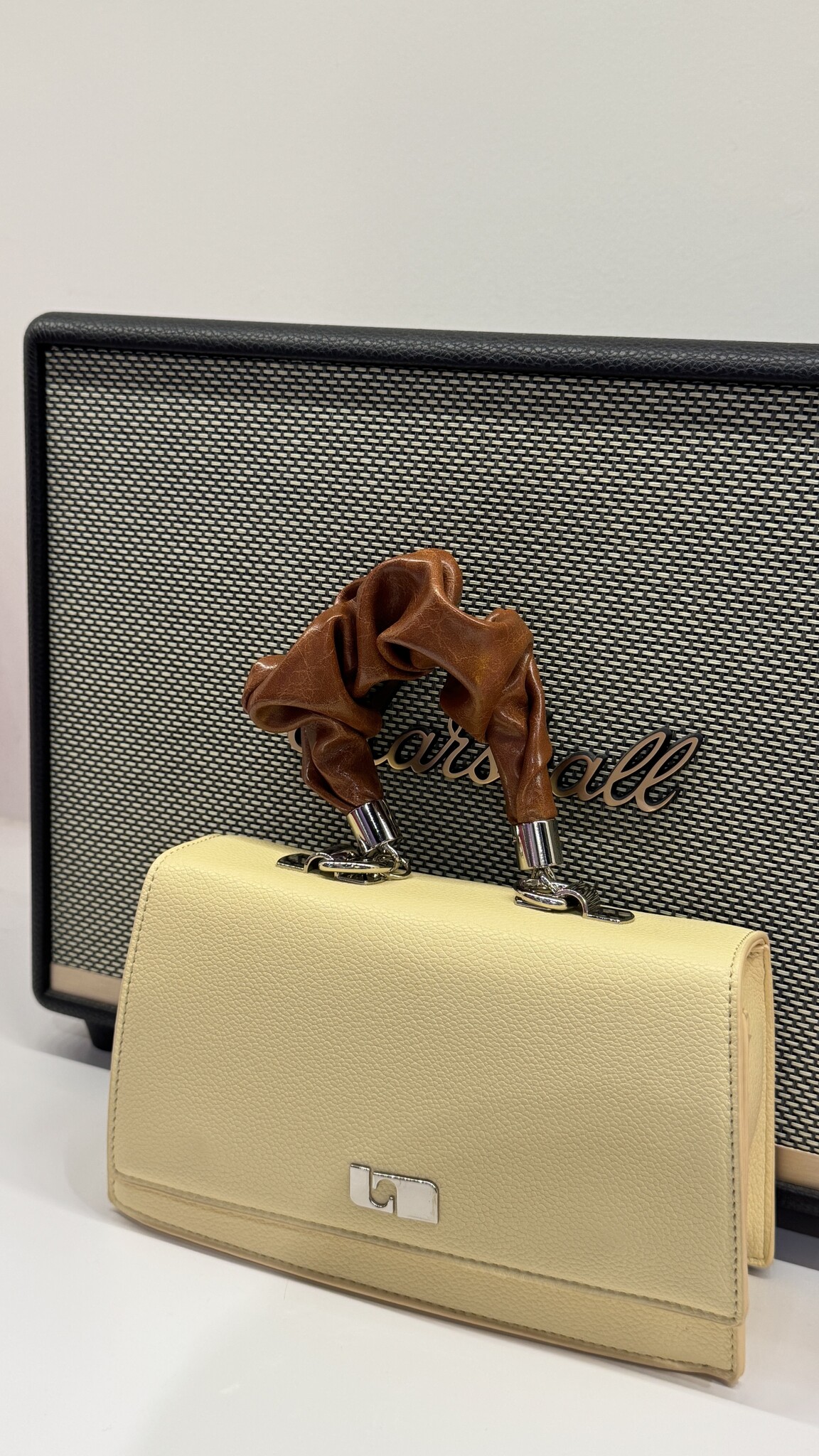 LAAGAM Bliss Butter Clutch