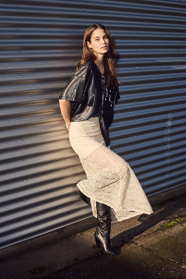 CO'COUTURE New Lace Skirt Creme