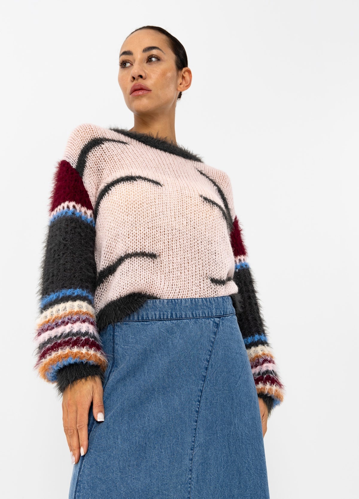 COSTER Knit with crochet sleeves
